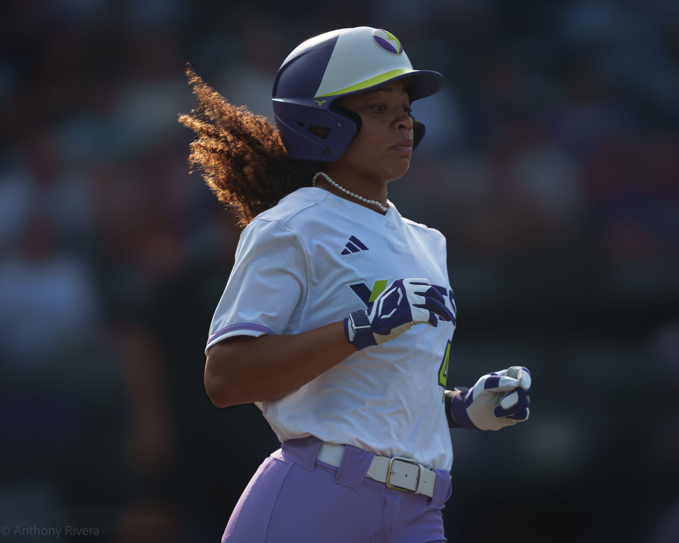 Texas Volts Pitcher, Aliyah Binford takes first base.